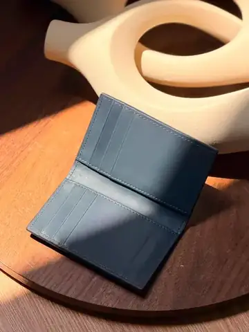 Bottega Veneta Bifold Slim Wallet in Dubai